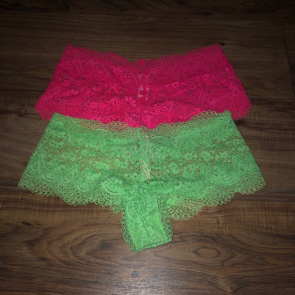 NWT! VS Lace Shorties